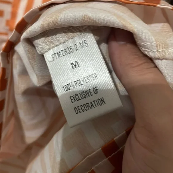 NWT THML Orange and Black Geometric Blouse Size M - Picture 7 of 8